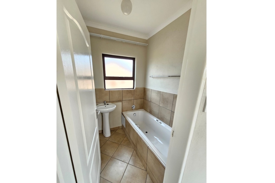 2 Bedroom Property for Sale in Vanderbijlpark CE Gauteng