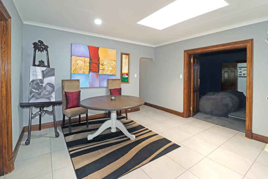 4 Bedroom Property for Sale in Randjesfontein A H Gauteng