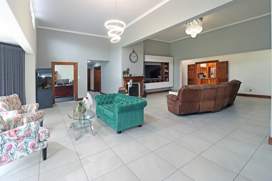 4 Bedroom Property for Sale in Randjesfontein A H Gauteng
