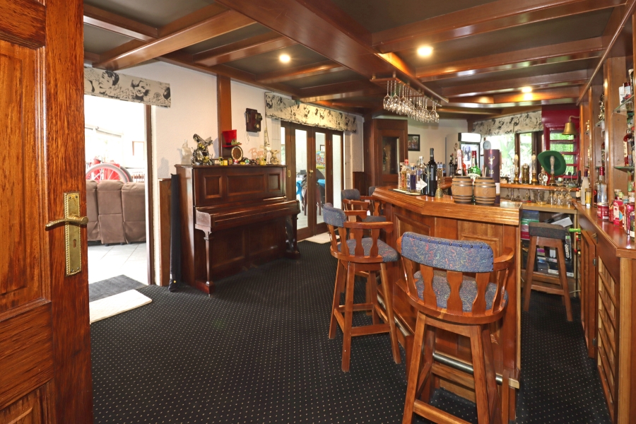 4 Bedroom Property for Sale in Randjesfontein A H Gauteng