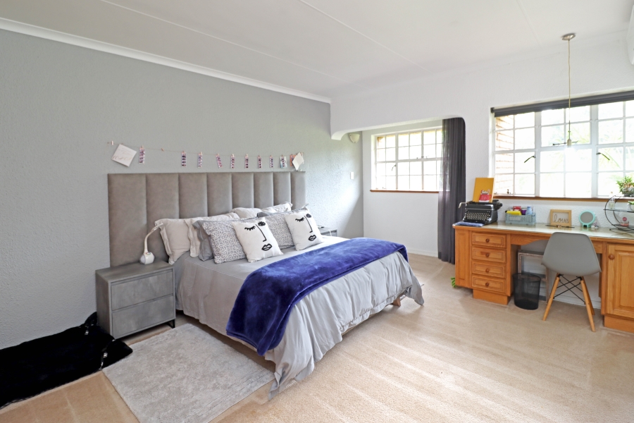 4 Bedroom Property for Sale in Randjesfontein A H Gauteng