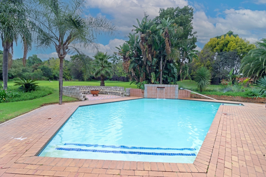 4 Bedroom Property for Sale in Randjesfontein A H Gauteng