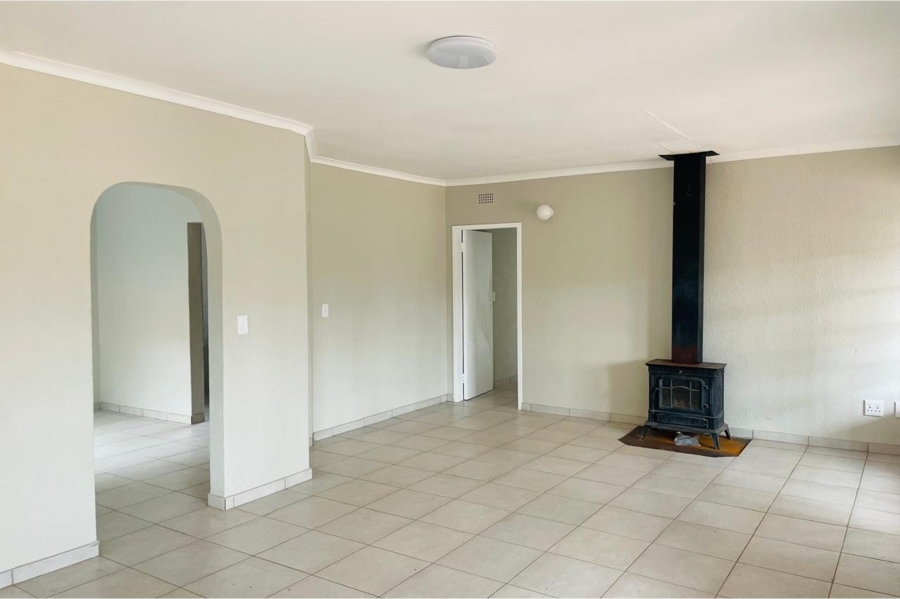 To Let 5 Bedroom Property for Rent in Noordwyk Gauteng
