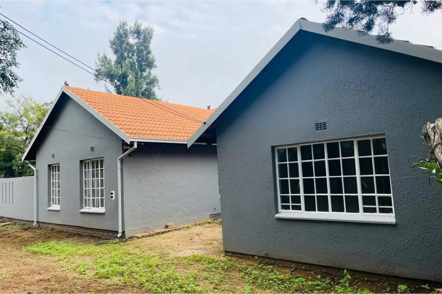 To Let 5 Bedroom Property for Rent in Noordwyk Gauteng