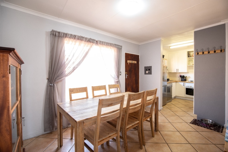 2 Bedroom Property for Sale in Amberfield Heights Gauteng