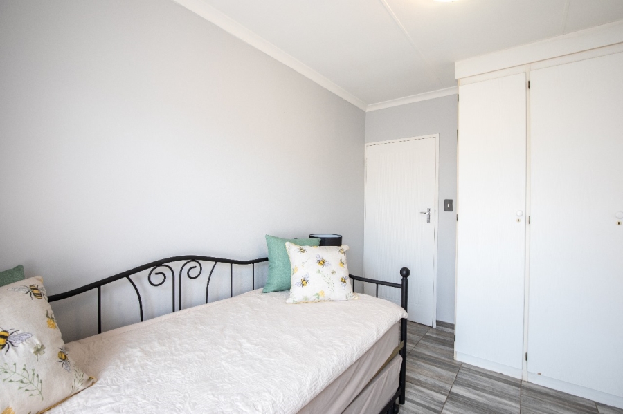 2 Bedroom Property for Sale in Amberfield Heights Gauteng