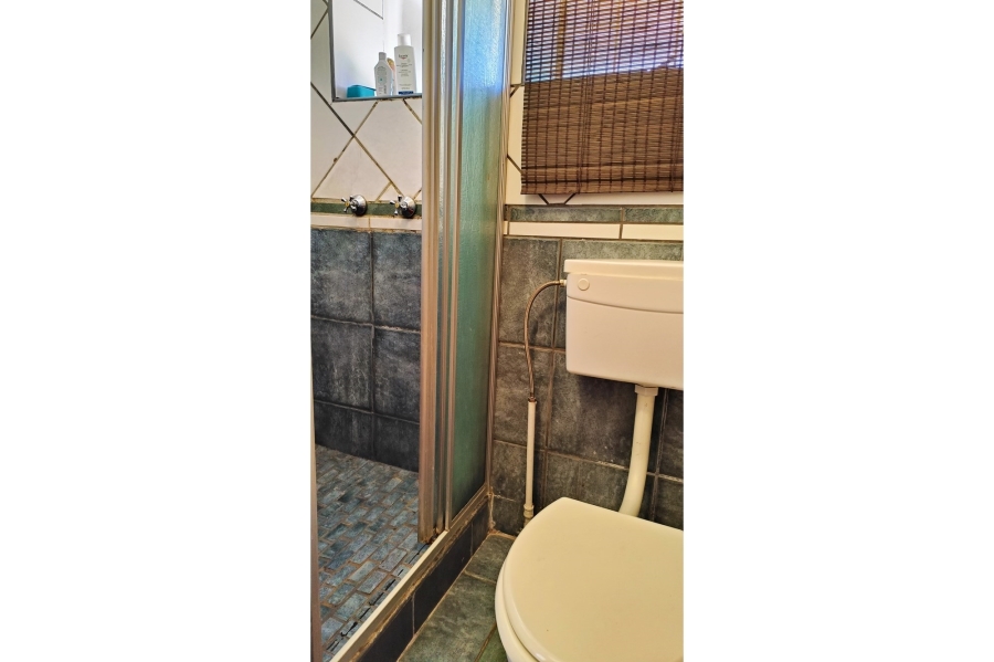 2 Bedroom Property for Sale in Hennopspark Gauteng