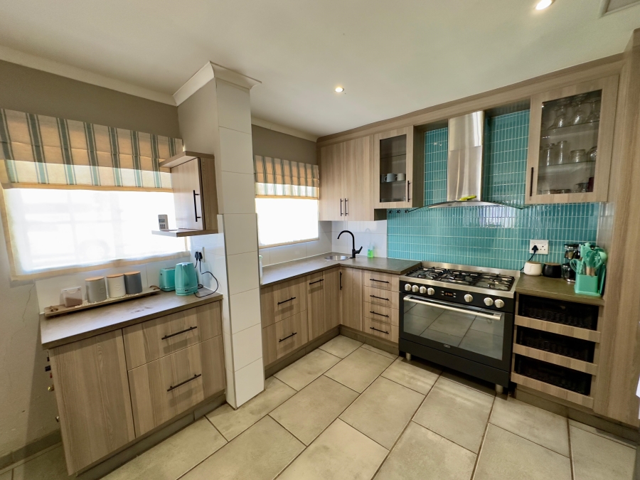 3 Bedroom Property for Sale in Villieria Gauteng