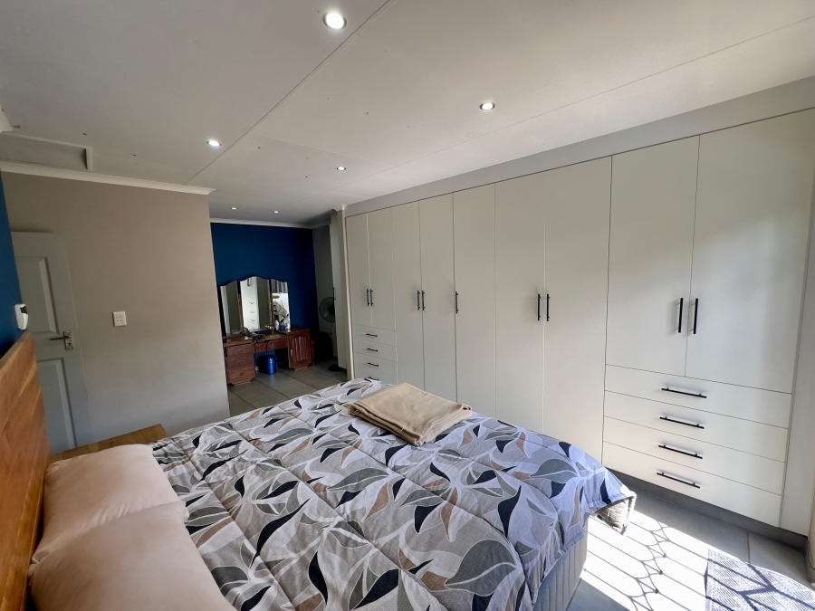 3 Bedroom Property for Sale in Villieria Gauteng