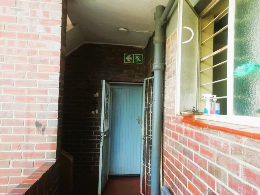 1 Bedroom Property for Sale in Muckleneuk Gauteng