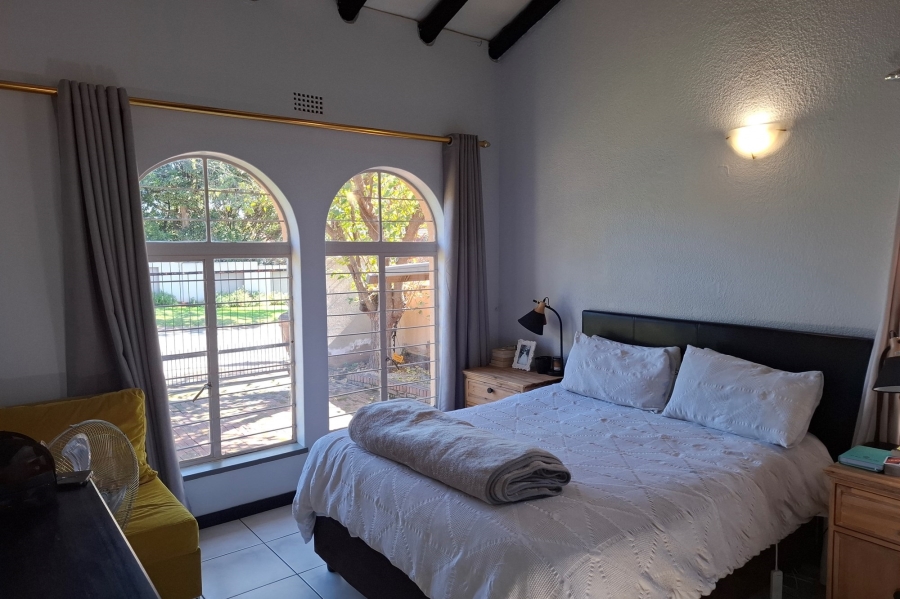 5 Bedroom Property for Sale in Weltevreden Park Gauteng