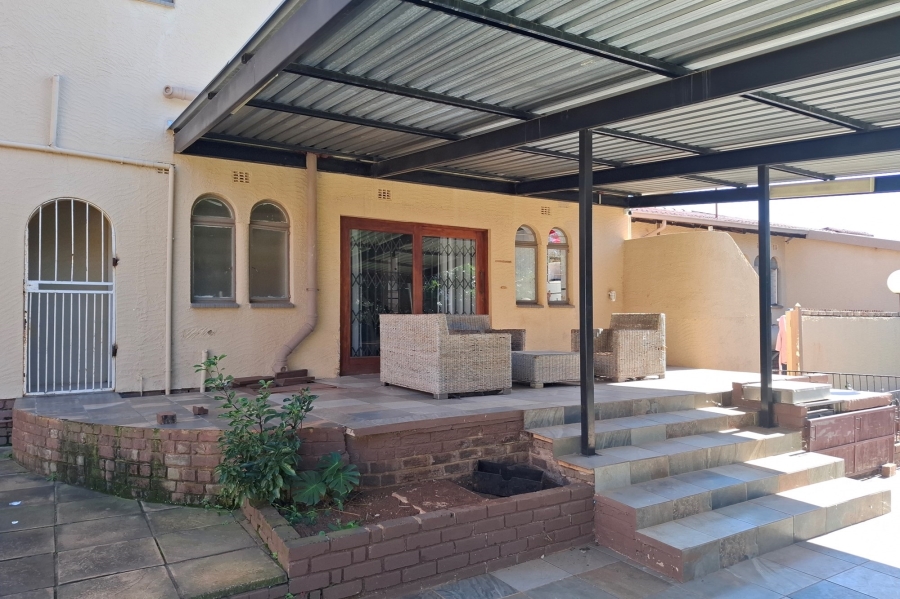 5 Bedroom Property for Sale in Weltevreden Park Gauteng