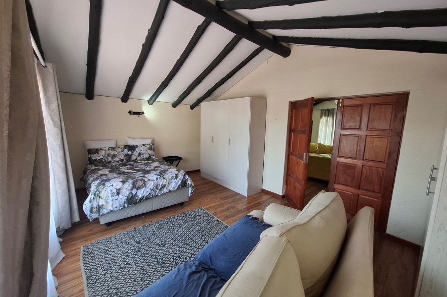 5 Bedroom Property for Sale in Weltevreden Park Gauteng