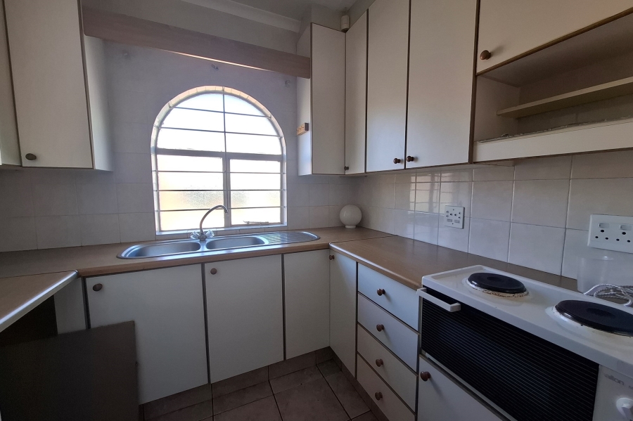 5 Bedroom Property for Sale in Weltevreden Park Gauteng