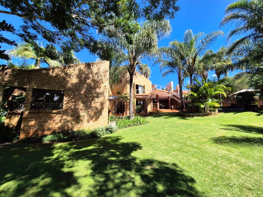 5 Bedroom Property for Sale in Eldoraigne Gauteng