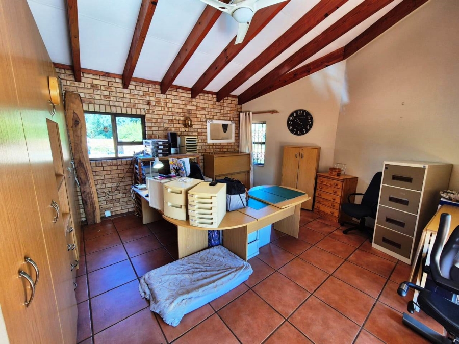 5 Bedroom Property for Sale in Eldoraigne Gauteng