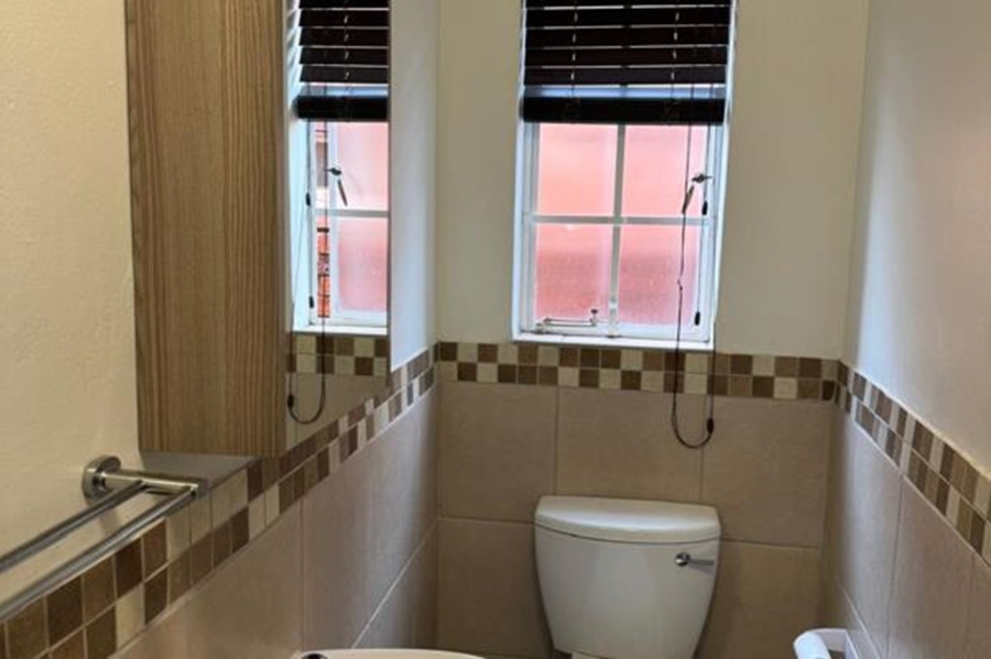 To Let 2 Bedroom Property for Rent in Noordwyk Gauteng