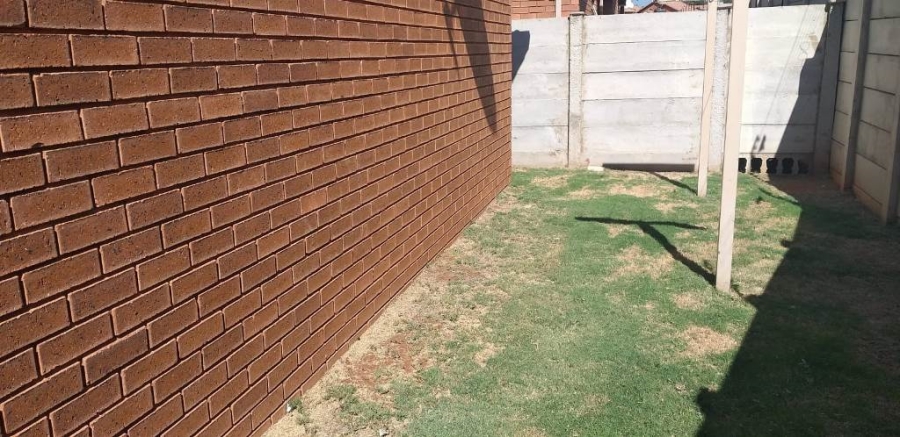 3 Bedroom Property for Sale in Chantelle Gauteng