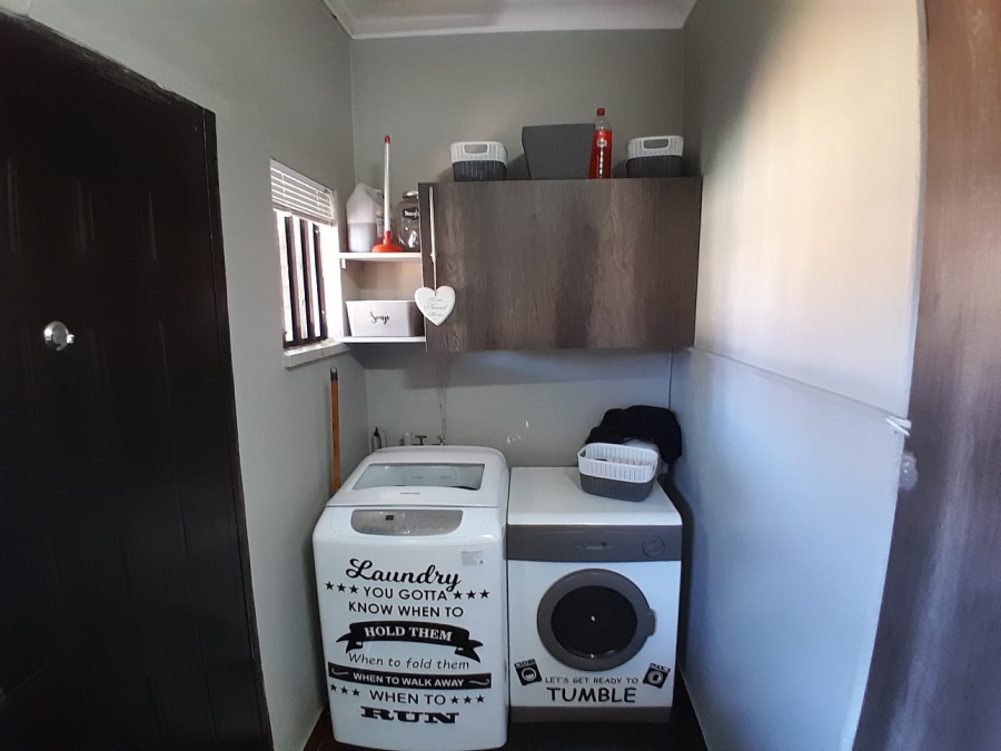 3 Bedroom Property for Sale in Carletonville Central Gauteng