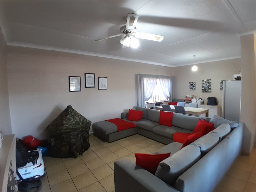 3 Bedroom Property for Sale in Carletonville Central Gauteng