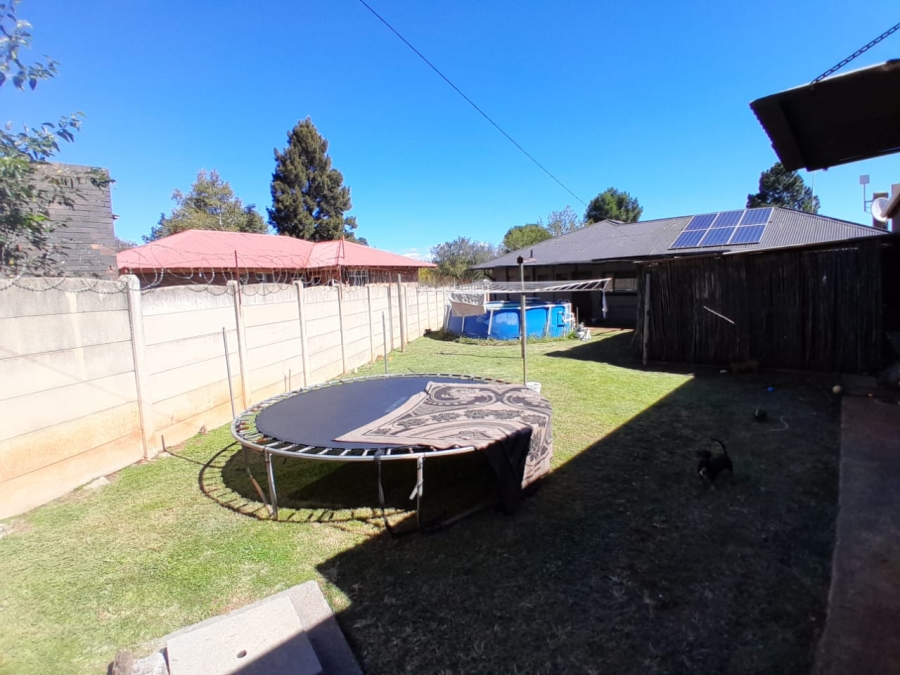 3 Bedroom Property for Sale in Carletonville Central Gauteng