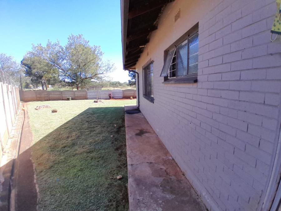 3 Bedroom Property for Sale in Carletonville Central Gauteng