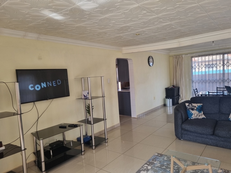 4 Bedroom Property for Sale in The Orchards Gauteng