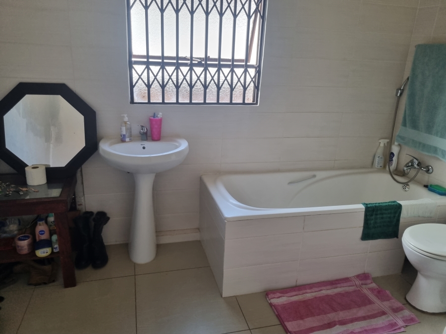 4 Bedroom Property for Sale in The Orchards Gauteng