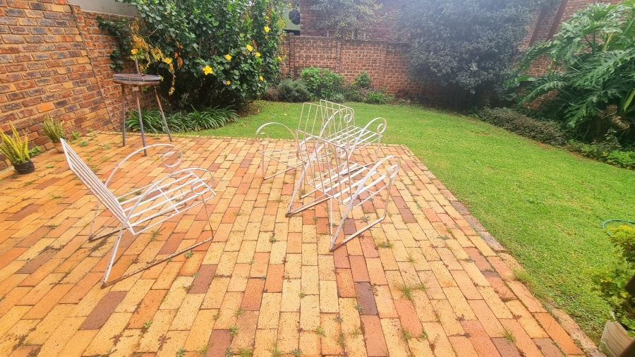 2 Bedroom Property for Sale in Noordwyk Gauteng