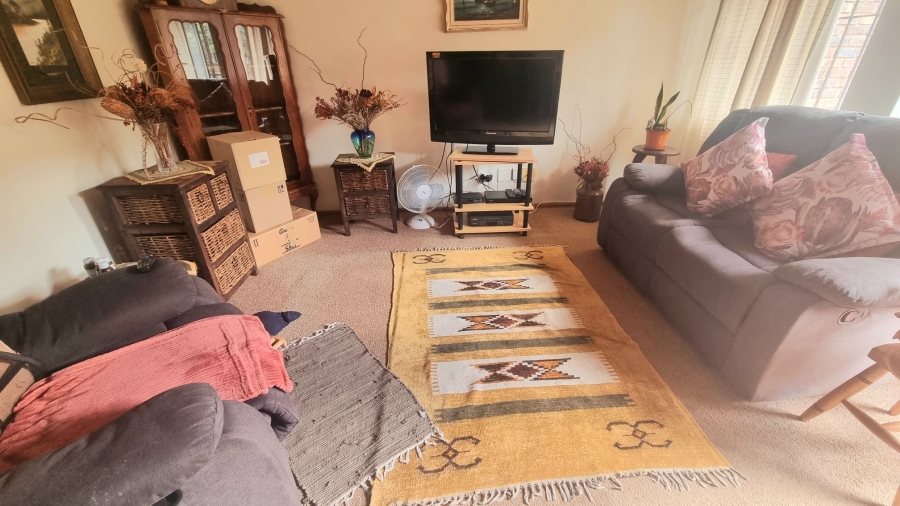 2 Bedroom Property for Sale in Noordwyk Gauteng