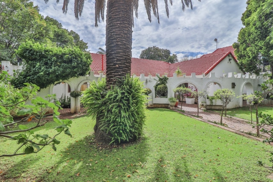 5 Bedroom Property for Sale in Beyers Park Gauteng