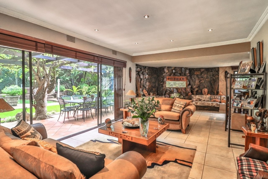 5 Bedroom Property for Sale in Beyers Park Gauteng