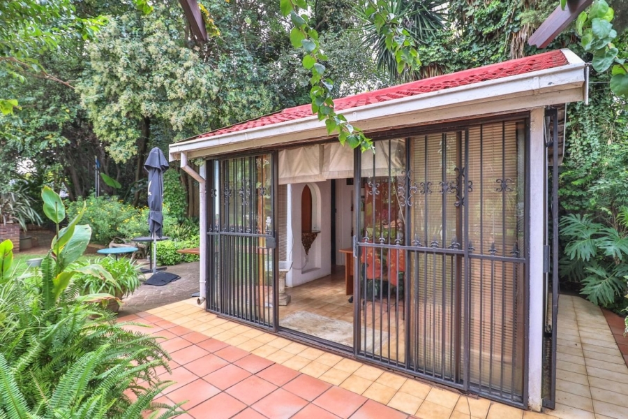 5 Bedroom Property for Sale in Beyers Park Gauteng