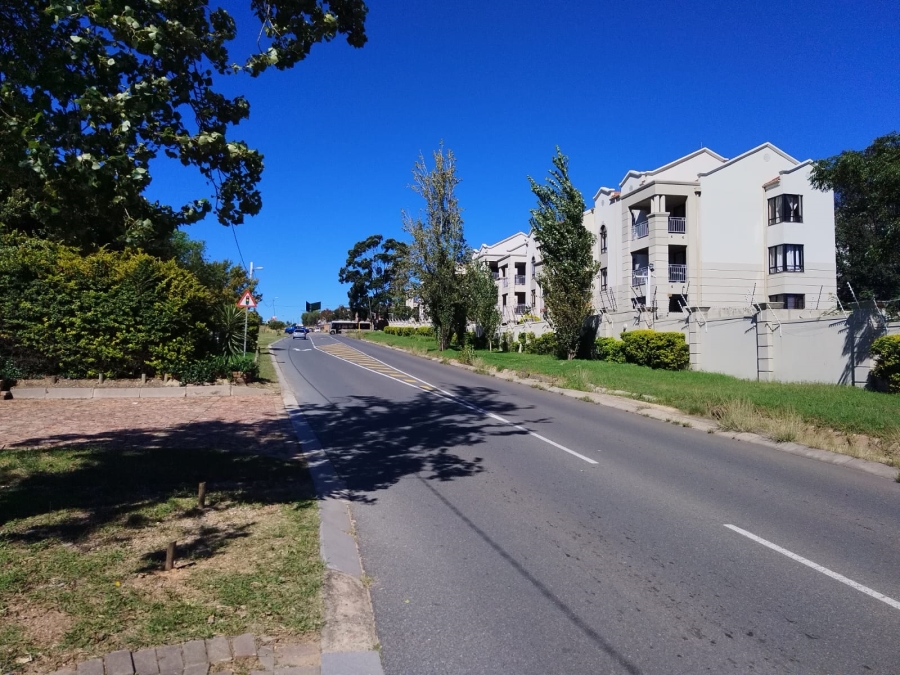To Let 4 Bedroom Property for Rent in Noordwyk Gauteng