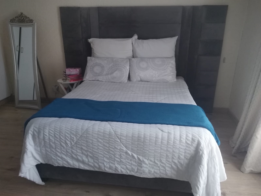 To Let 4 Bedroom Property for Rent in Noordwyk Gauteng