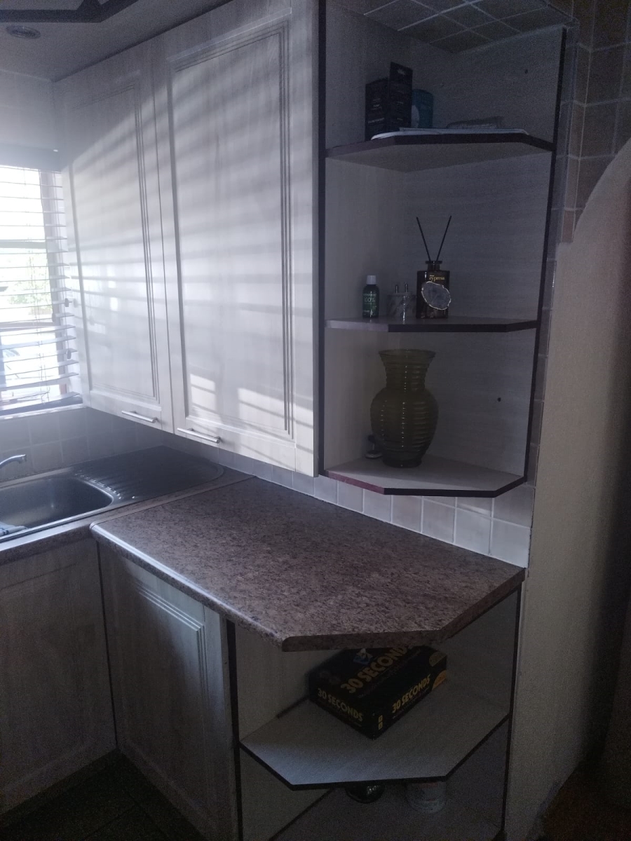 To Let 4 Bedroom Property for Rent in Noordwyk Gauteng
