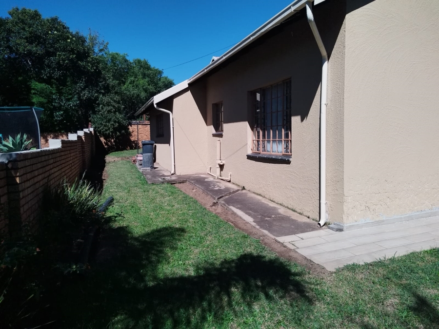 To Let 4 Bedroom Property for Rent in Noordwyk Gauteng