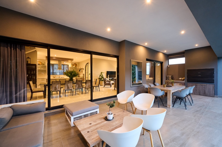 4 Bedroom Property for Sale in Waterfall Country Village Gauteng