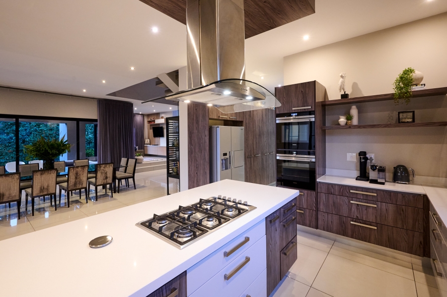4 Bedroom Property for Sale in Waterfall Country Village Gauteng