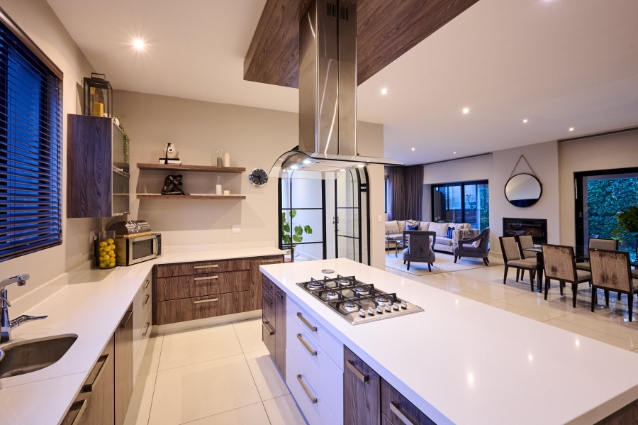 4 Bedroom Property for Sale in Waterfall Country Village Gauteng