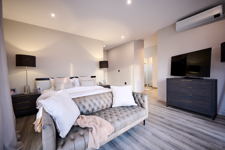 4 Bedroom Property for Sale in Waterfall Country Village Gauteng