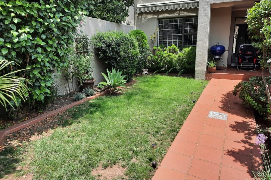 2 Bedroom Property for Sale in River Club Gauteng