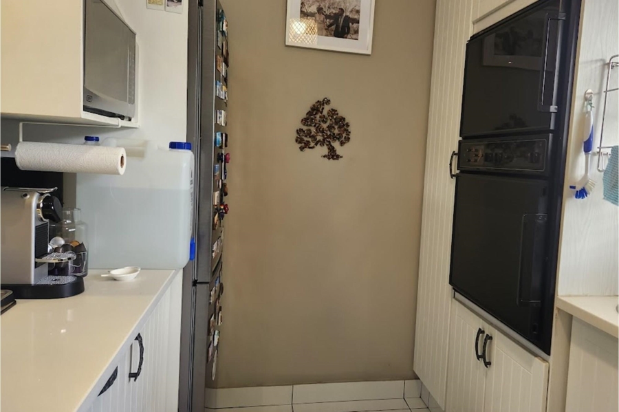 2 Bedroom Property for Sale in River Club Gauteng