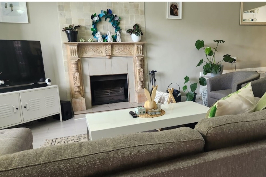 2 Bedroom Property for Sale in River Club Gauteng