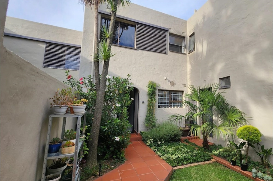 2 Bedroom Property for Sale in River Club Gauteng