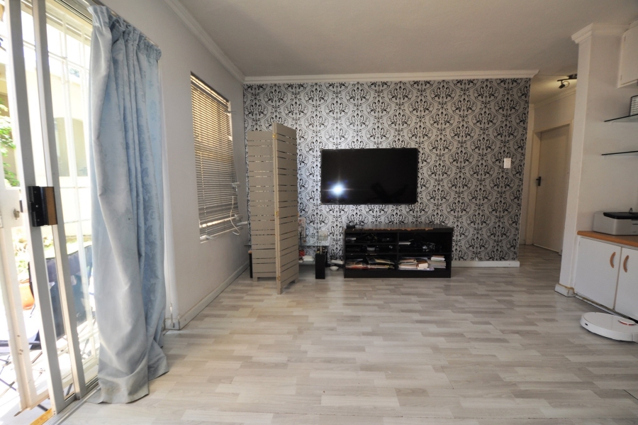 2 Bedroom Property for Sale in Morningside Gauteng