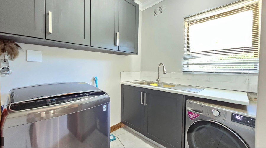 4 Bedroom Property for Sale in Henley on Klip Gauteng