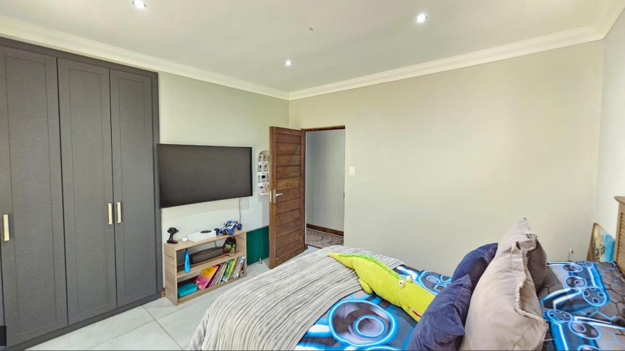 4 Bedroom Property for Sale in Henley on Klip Gauteng
