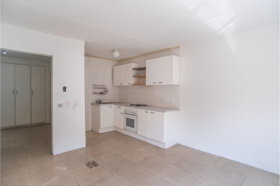 To Let 1 Bedroom Property for Rent in Bruma Gauteng
