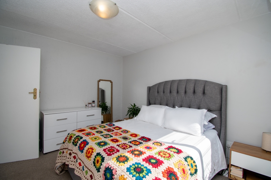 To Let 2 Bedroom Property for Rent in Bryanston Gauteng